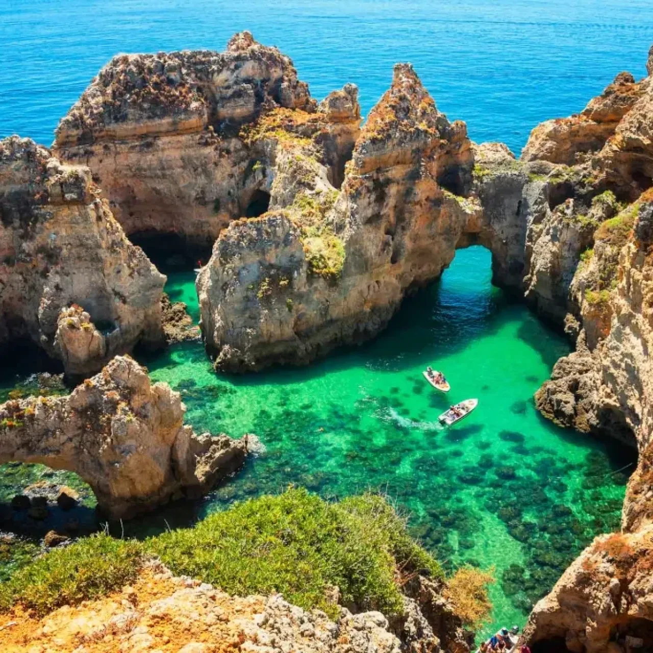 Falaises et eau turquoise de Ponta da Piedade à Lagos